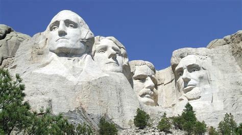 Tourist flights over national parks face new rules. None are stricter than at Mount Rushmore